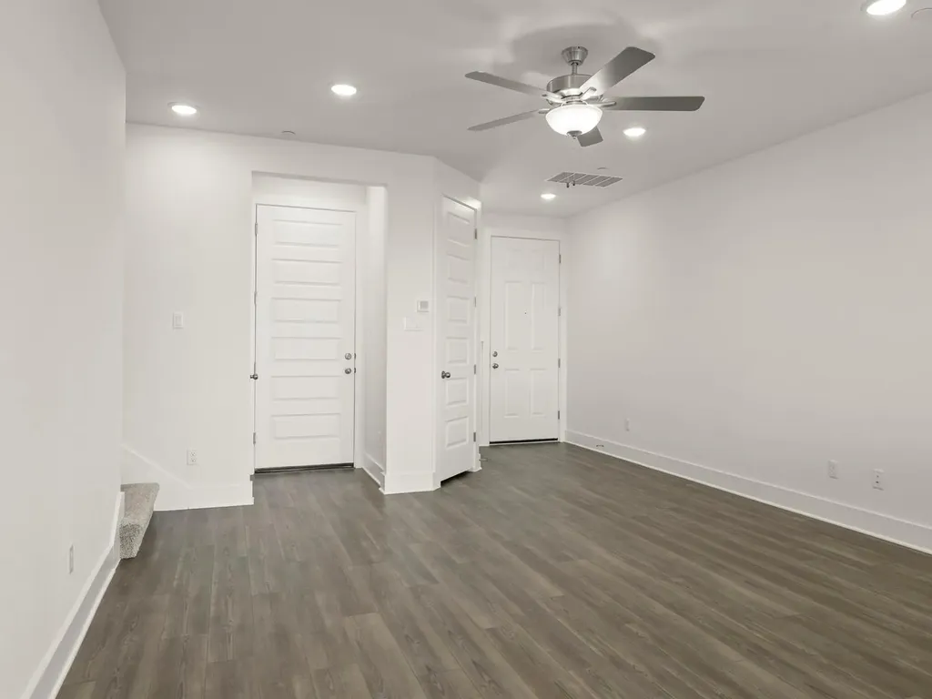 2548 Jack Nora Way Round Rock TX 78665