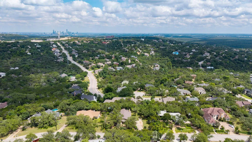 1211 Falcon Ledge Drive Austin TX 78746