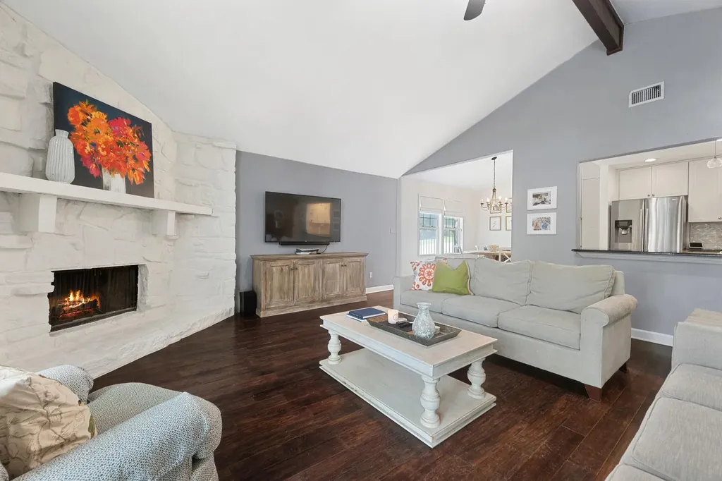 1211 Falcon Ledge Drive Austin TX 78746