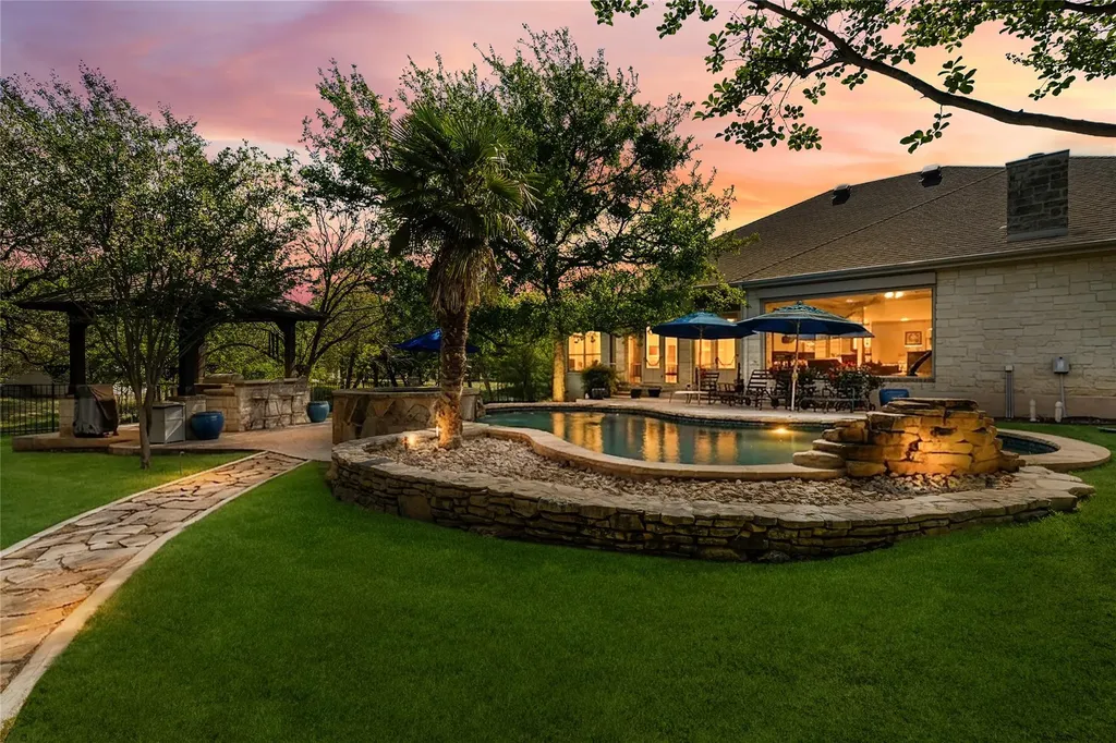 205 W Majestic Oak Lane Georgetown TX 78633