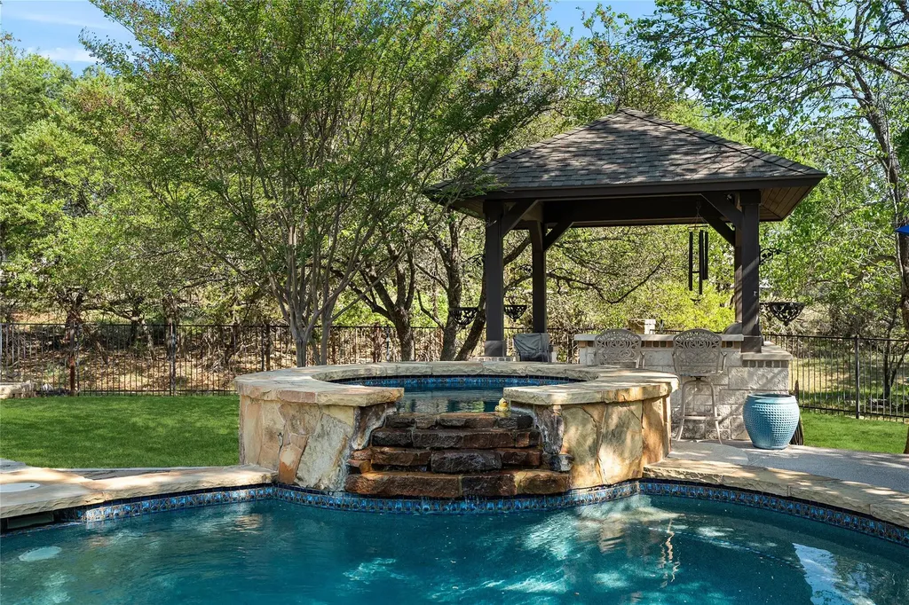 205 W Majestic Oak Lane Georgetown TX 78633