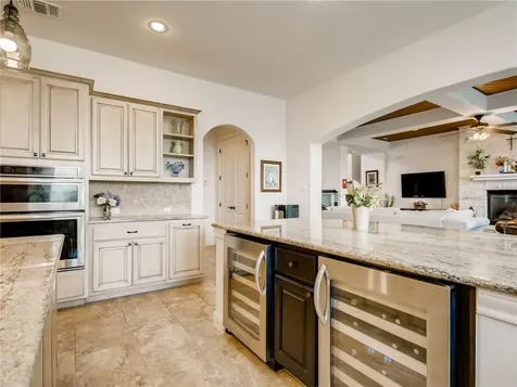 215 Woodlands Court Lakeway TX 78738