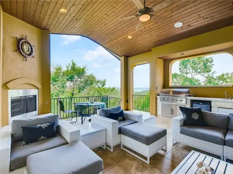 215 Woodlands Court Lakeway TX 78738