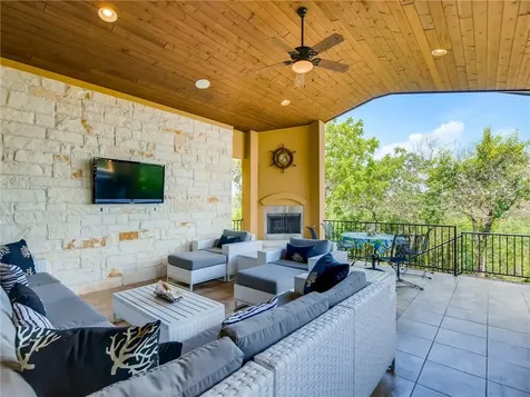 215 Woodlands Court Lakeway TX 78738