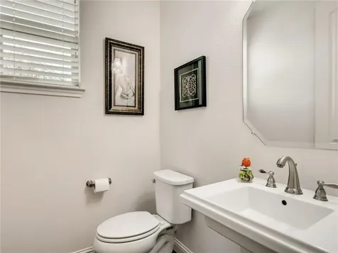 215 Woodlands Court Lakeway TX 78738