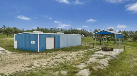 1222 Wegener Trail Fischer TX 78623