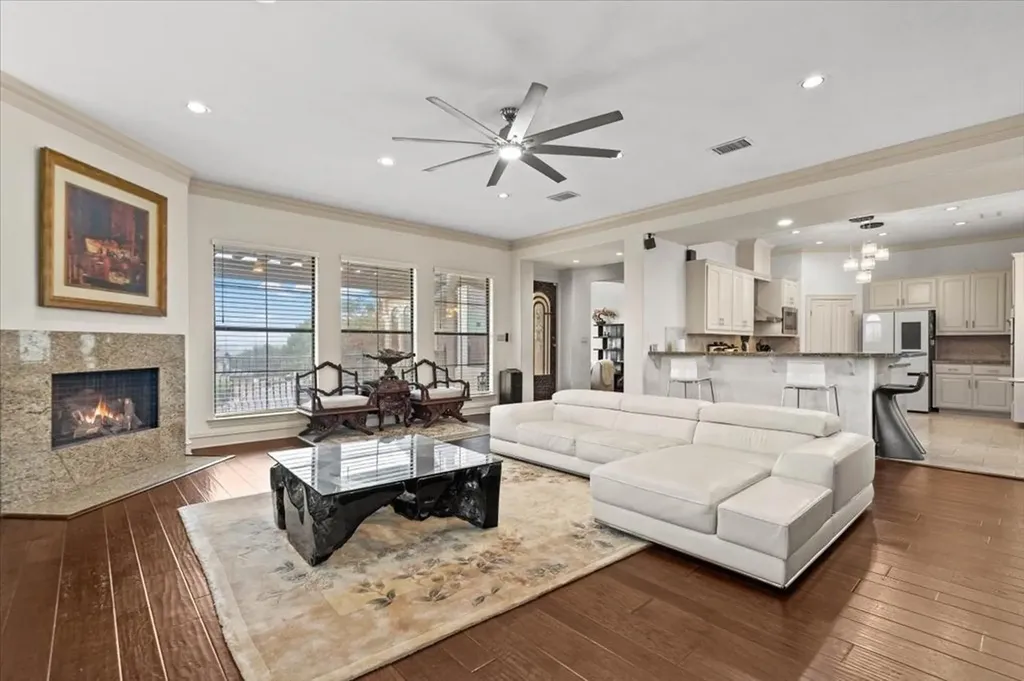 5138 Mansfield View Court Austin TX 78732