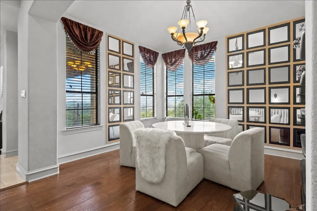 5138 Mansfield View Court Austin TX 78732