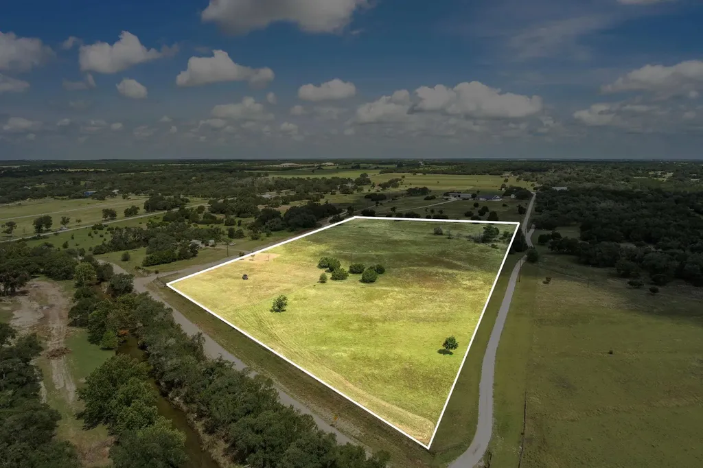 680 County Road 285 Liberty Hill TX 78642