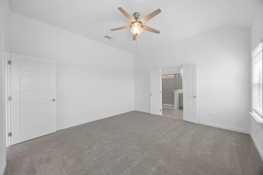 186 Hornet Street Elgin TX 78621