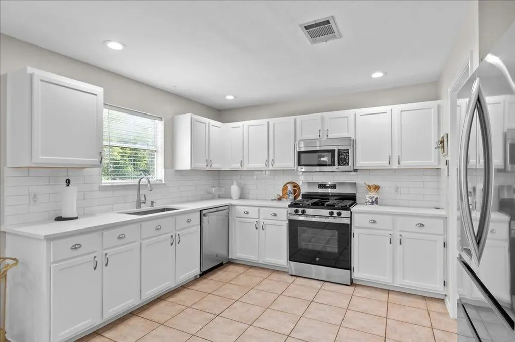 9021 Kimono Ridge Drive Austin TX 78748