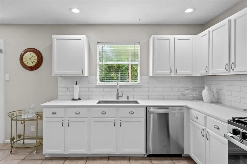 9021 Kimono Ridge Drive Austin TX 78748