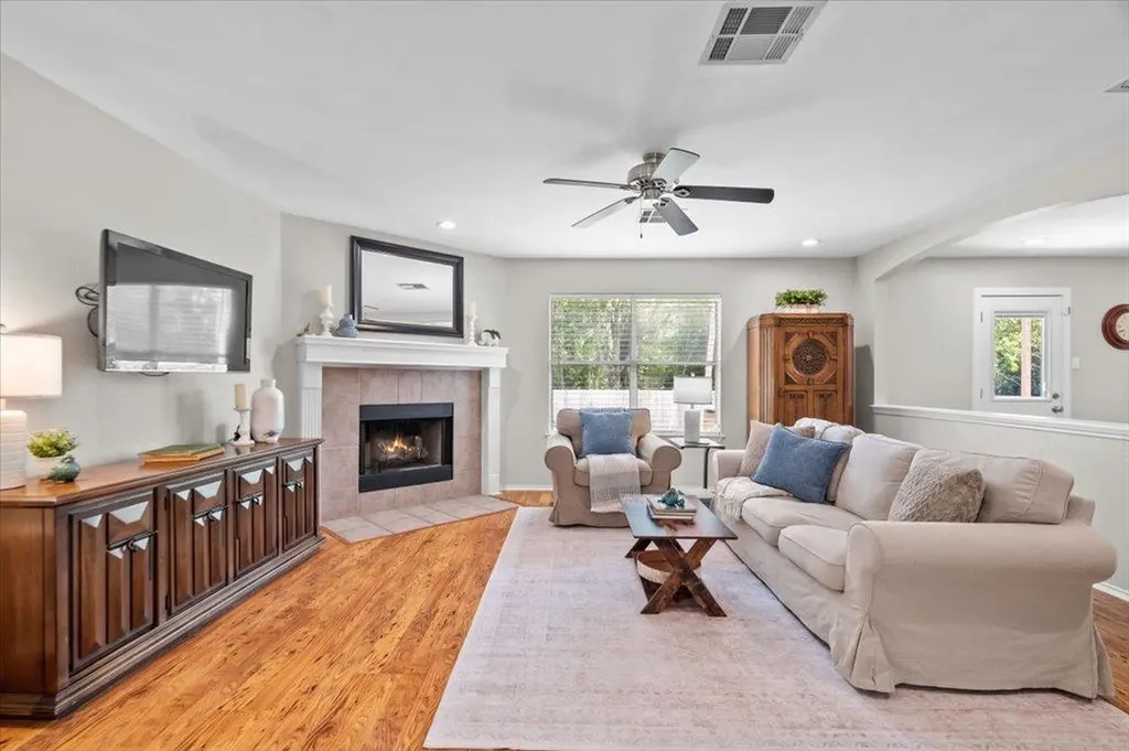 9021 Kimono Ridge Drive Austin TX 78748