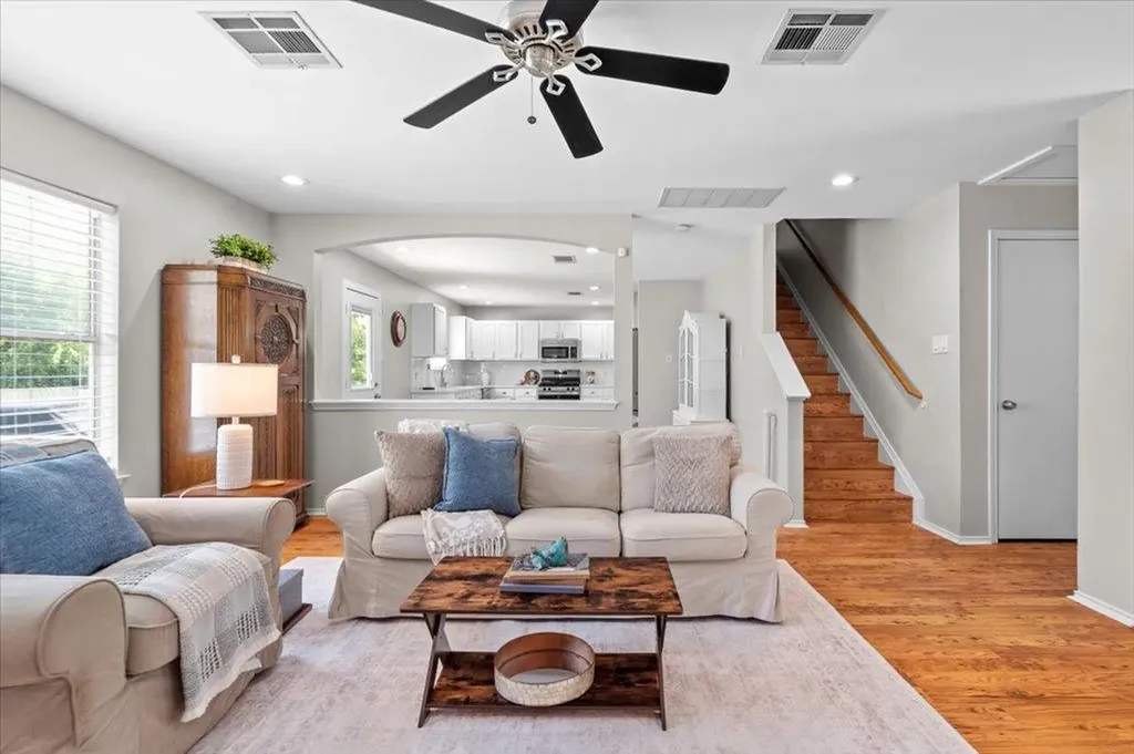 9021 Kimono Ridge Drive Austin TX 78748