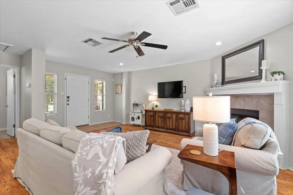 9021 Kimono Ridge Drive Austin TX 78748