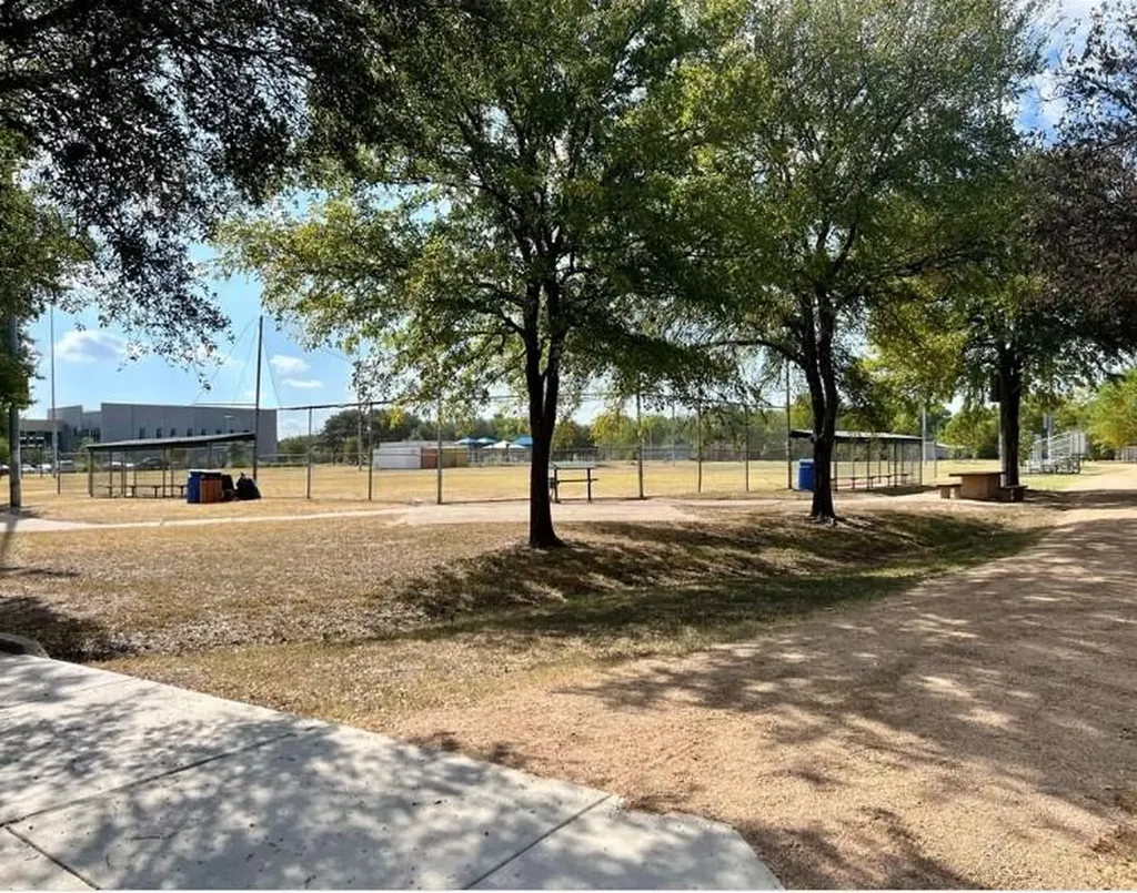 6112 Larch Terrace Austin TX 78741