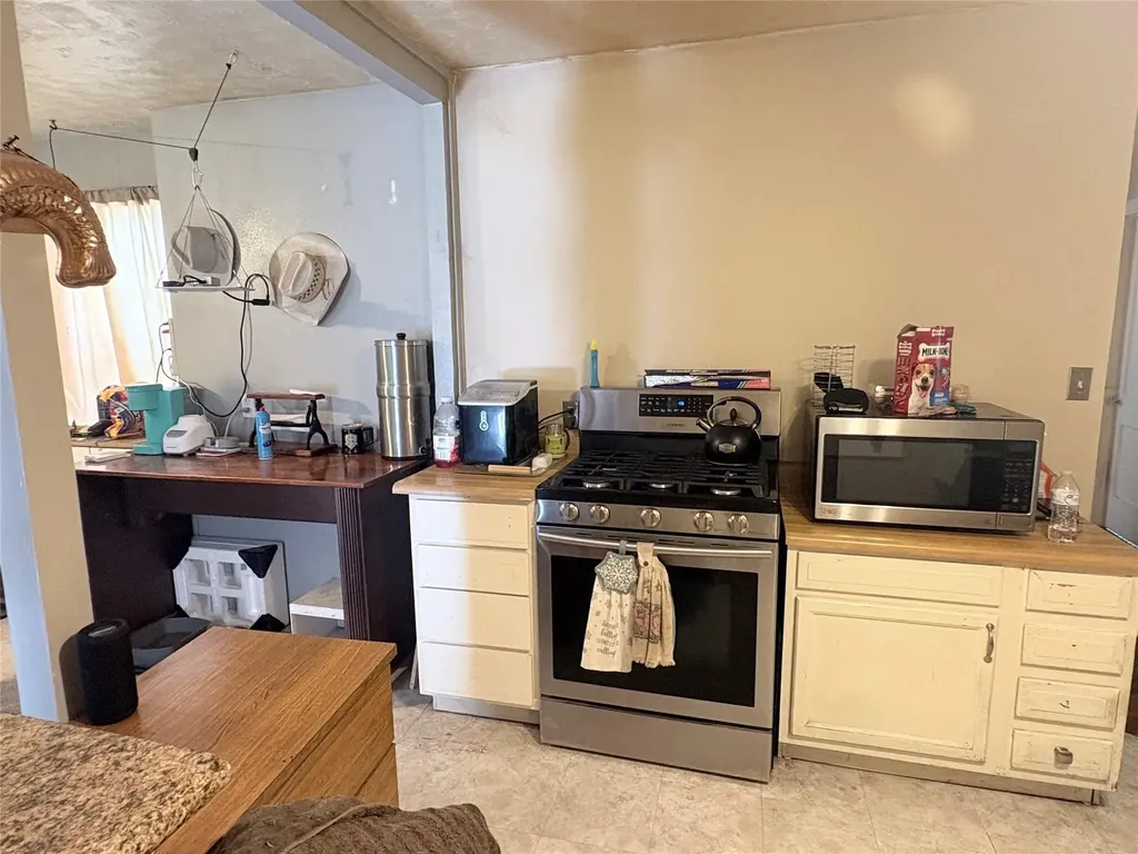 1324 5th Street Kerrville TX 78028