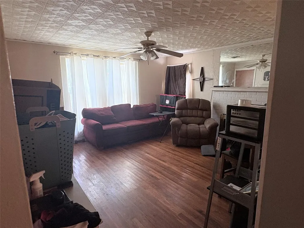 1324 5th Street Kerrville TX 78028