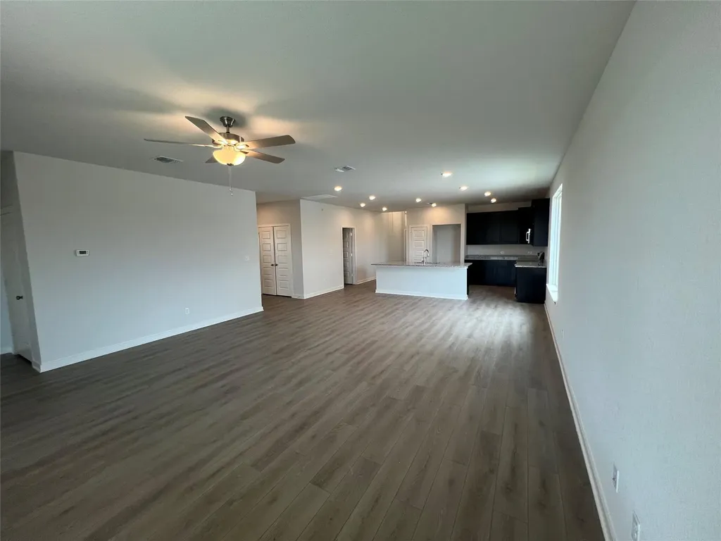 240 Gus Loop Georgetown TX 78626