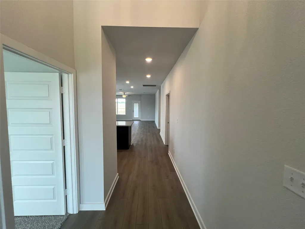 240 Gus Loop Georgetown TX 78626