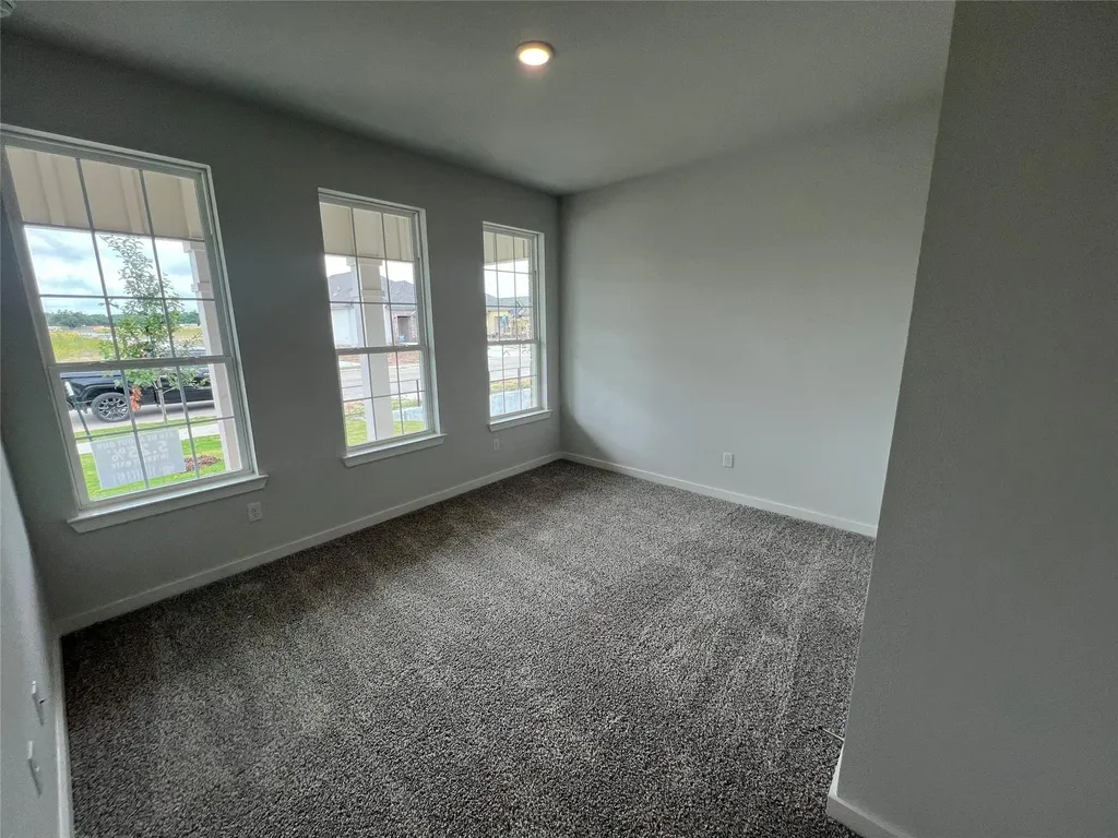240 Gus Loop Georgetown TX 78626