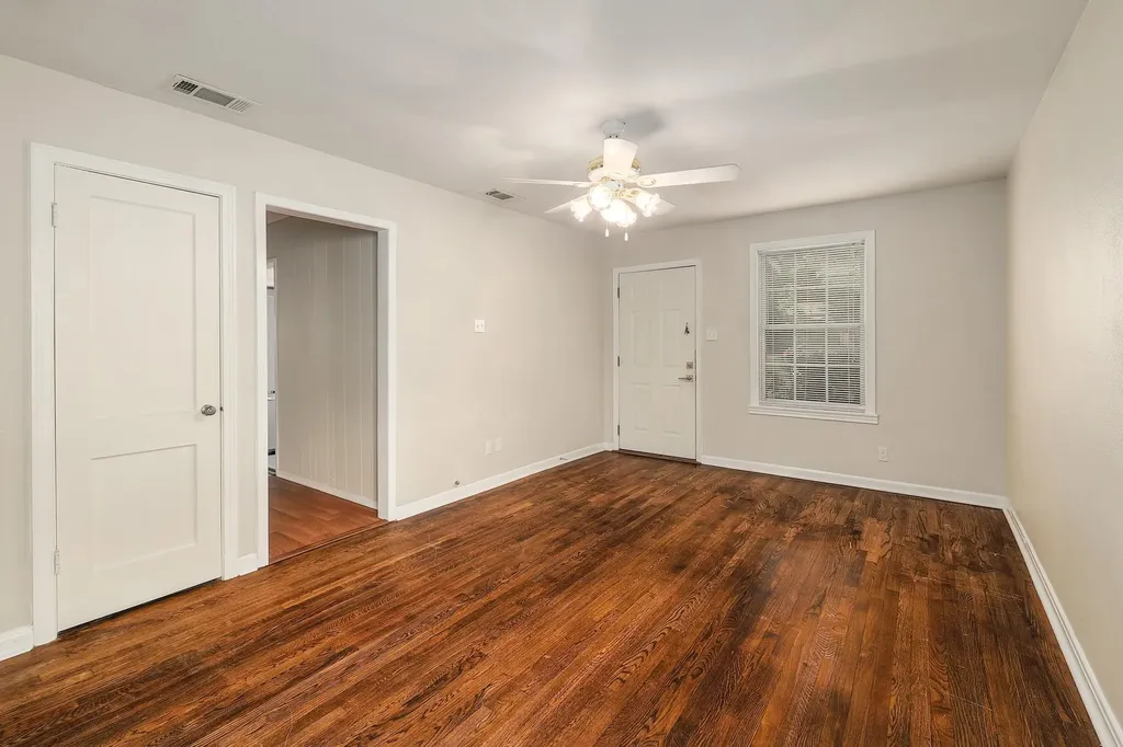 4701 Leslie Avenue Austin TX 78721