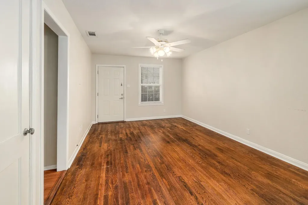 4701 Leslie Avenue Austin TX 78721