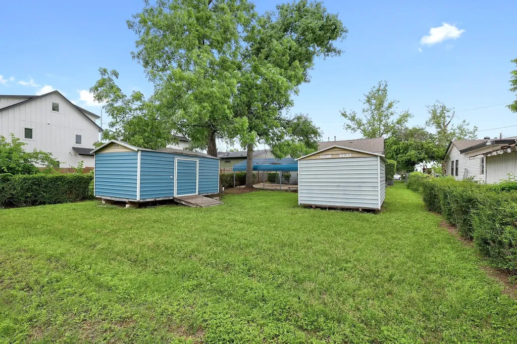 4701 Leslie Avenue Austin TX 78721