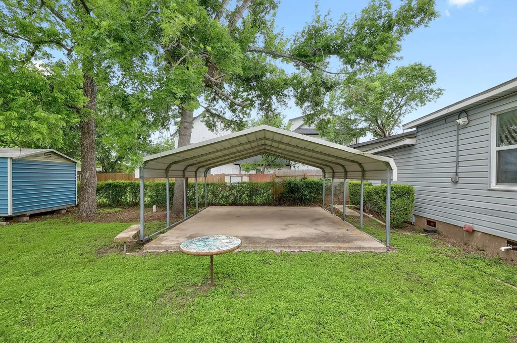 4701 Leslie Avenue Austin TX 78721