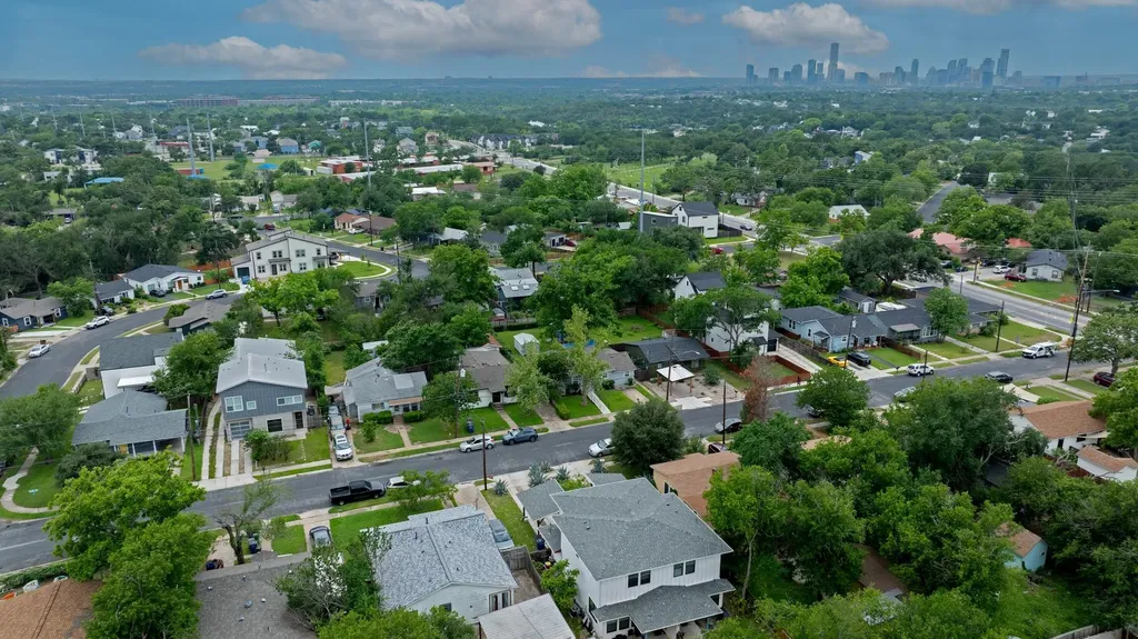 4701 Leslie Avenue Austin TX 78721