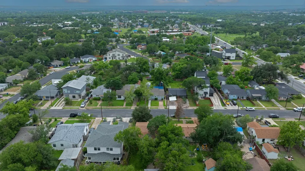4701 Leslie Avenue Austin TX 78721