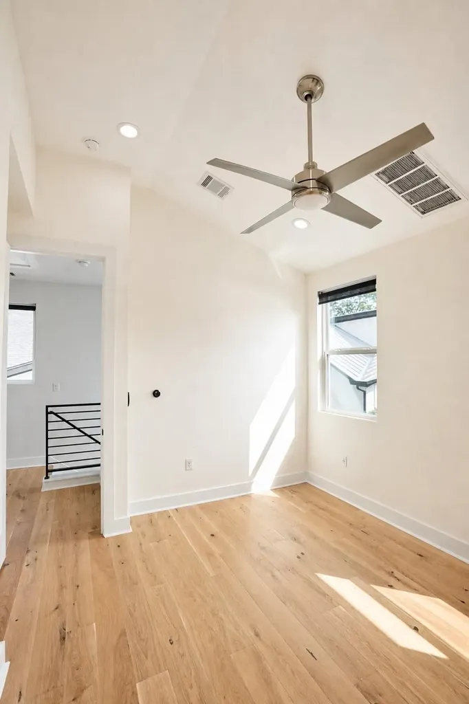 1123 Omega Avenue Austin TX 78721