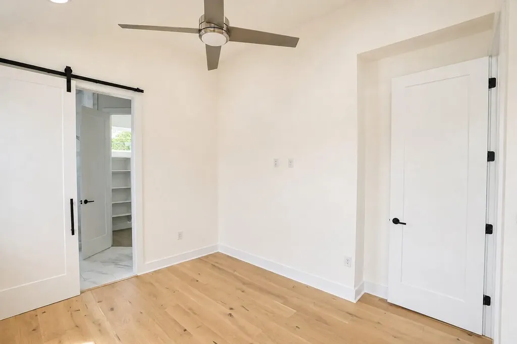 1123 Omega Avenue Austin TX 78721