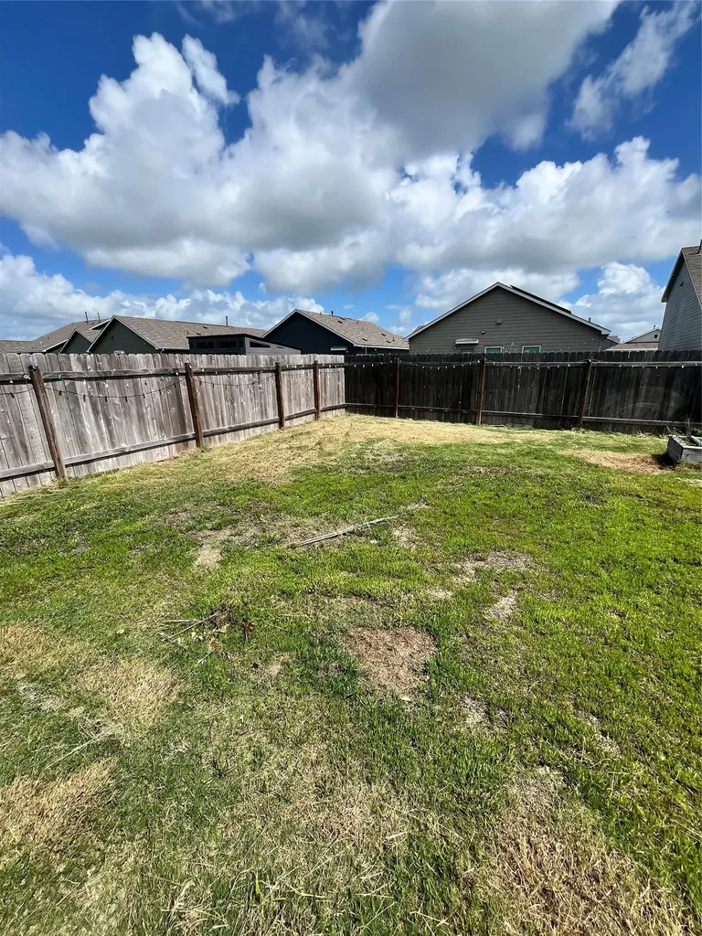 13616 Knights Branch Drive Elgin TX 78621