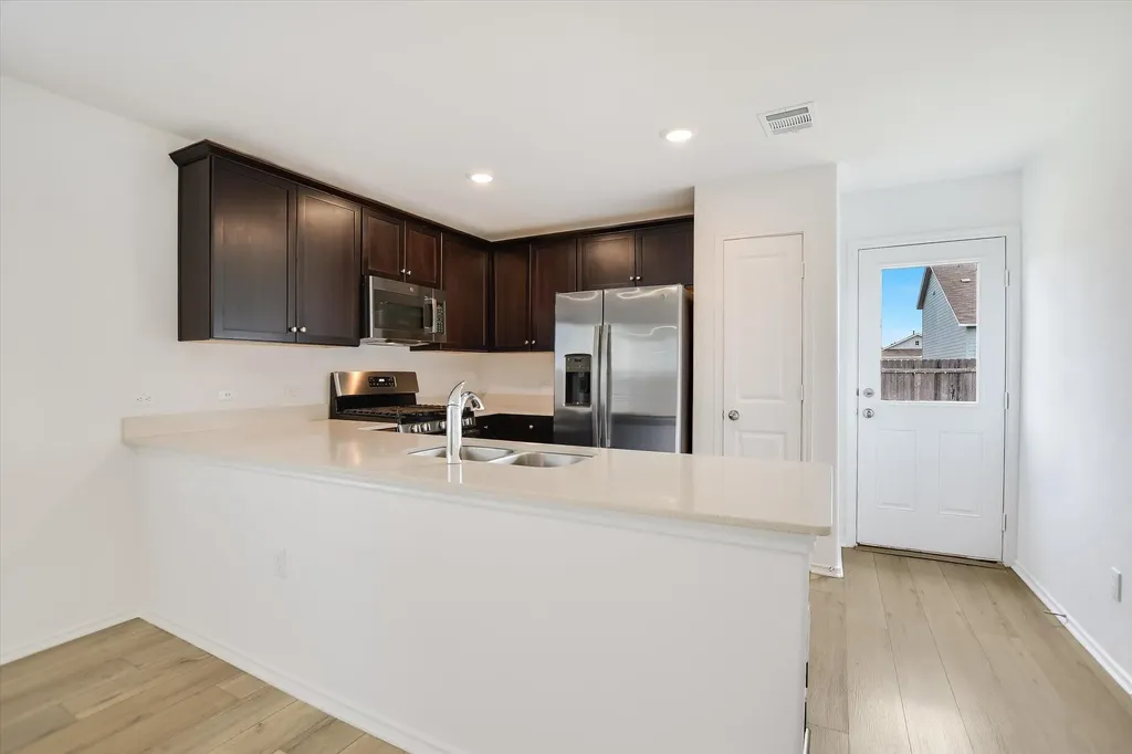 13616 Knights Branch Drive Elgin TX 78621