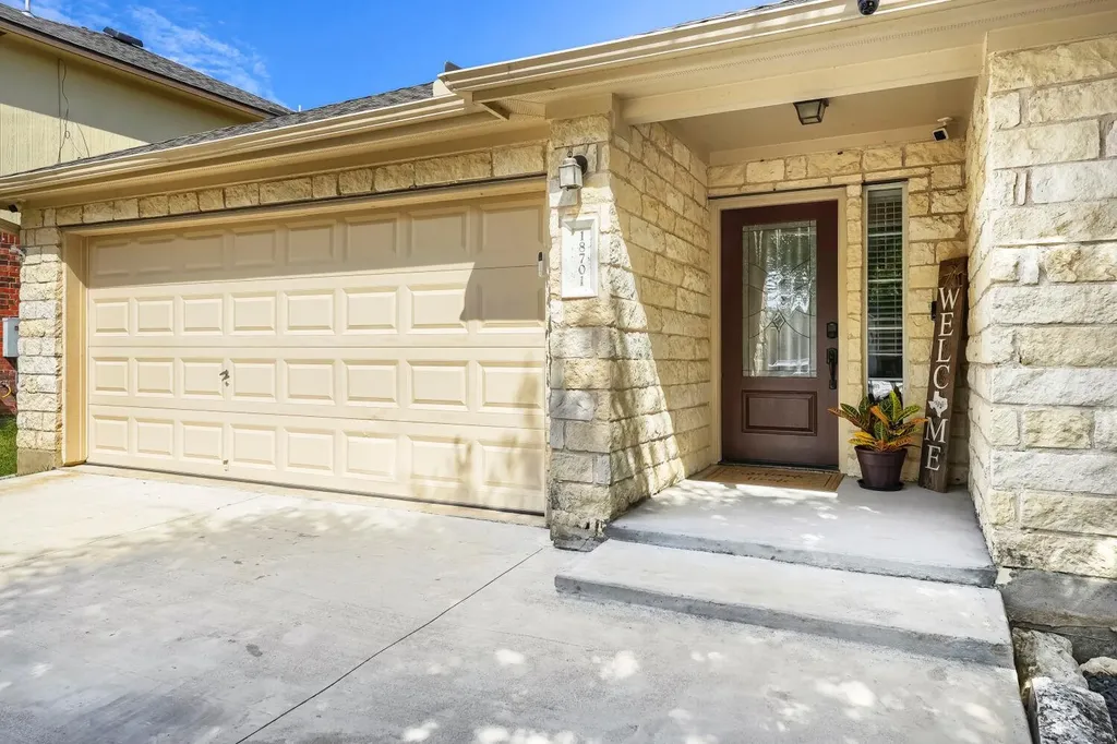 18701 Dry Pond Drive Pflugerville TX 78660