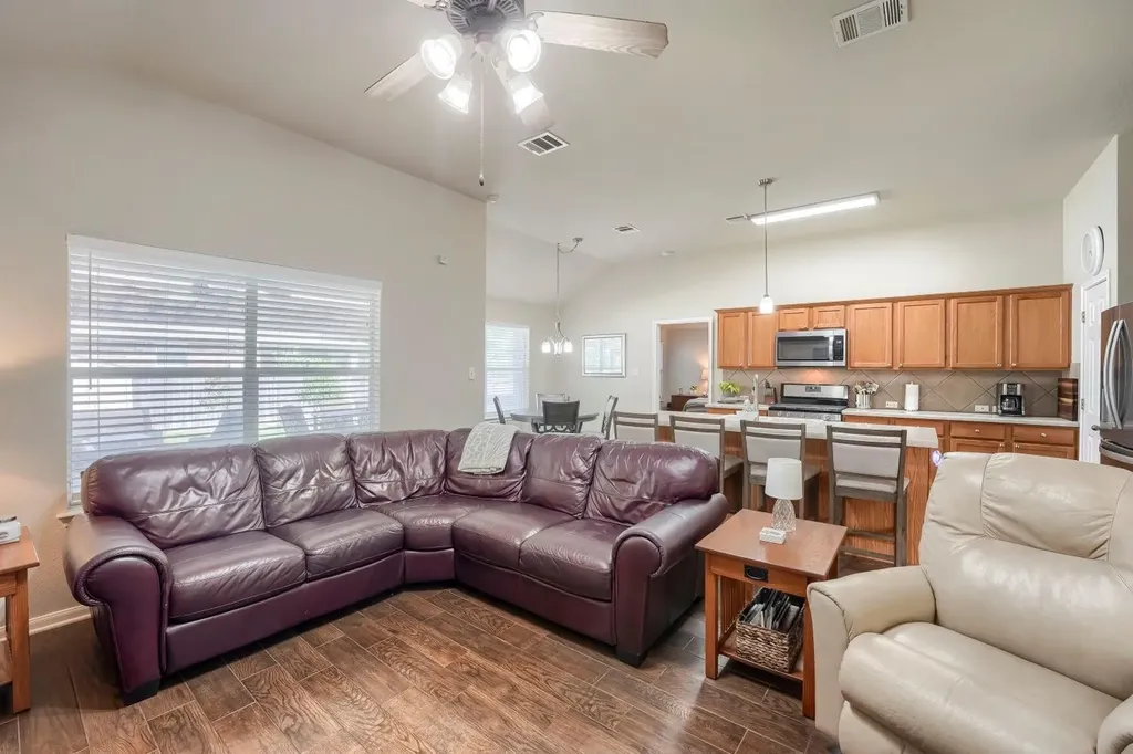 18701 Dry Pond Drive Pflugerville TX 78660