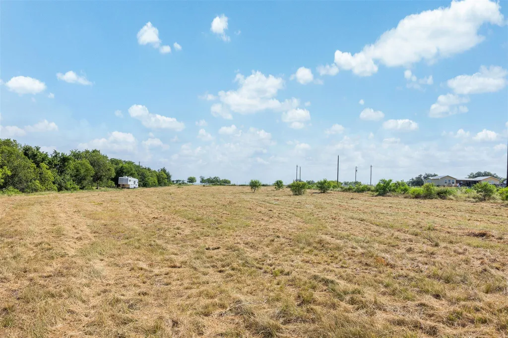 6399 Taylorsville Road Dale TX 78616