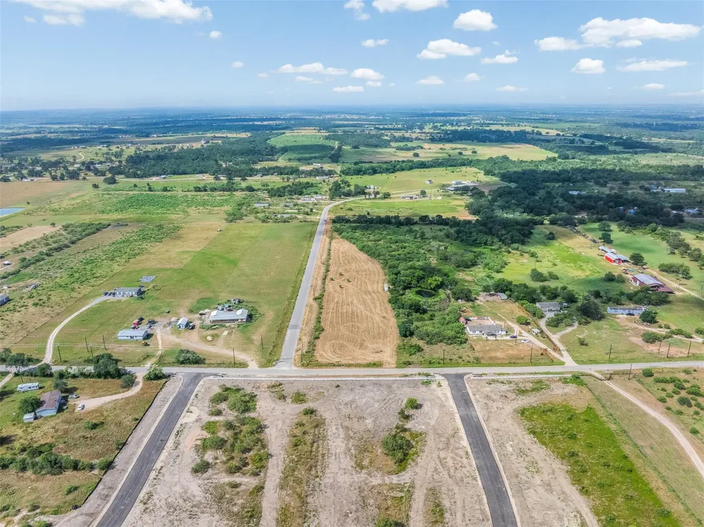 6399 Taylorsville Road Dale TX 78616