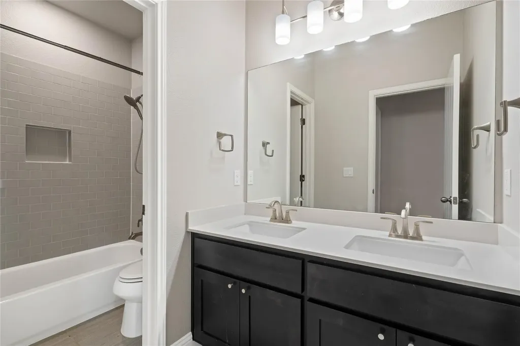 5009 Mandevilla Drive Austin TX 78739