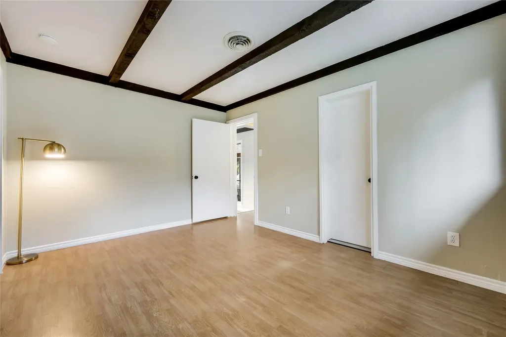 5405 Country Club Drive Lago Vista TX 78645