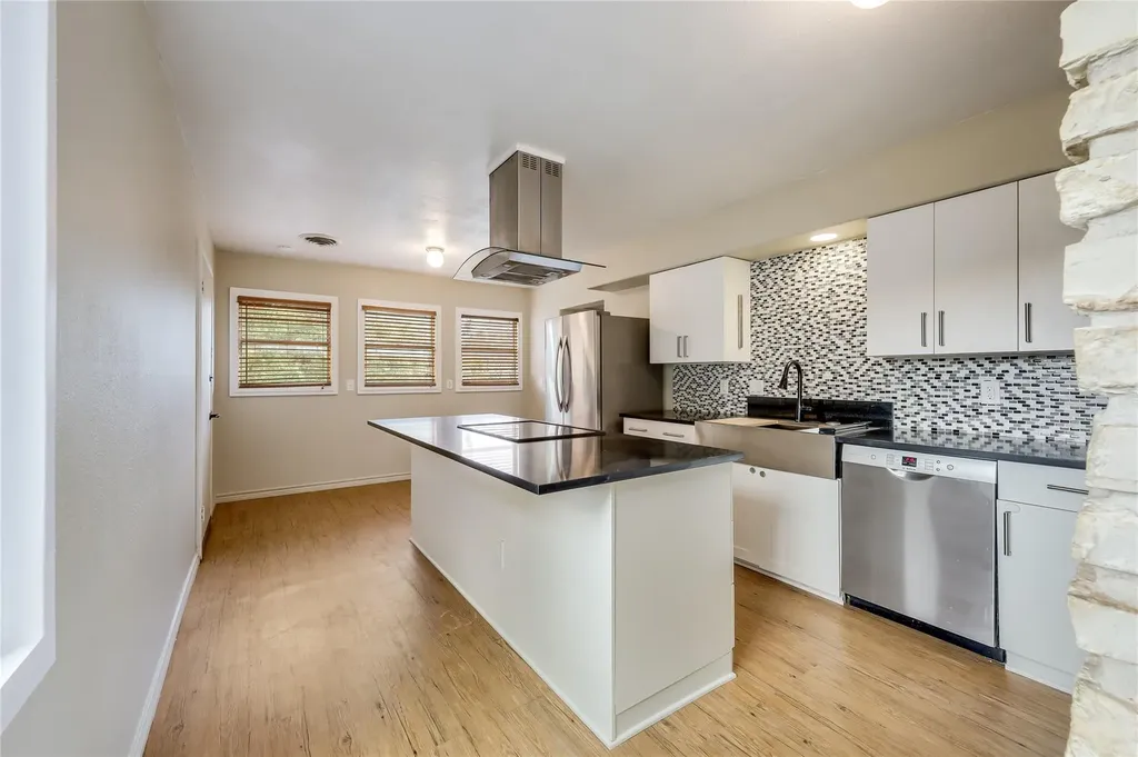 5405 Country Club Drive Lago Vista TX 78645
