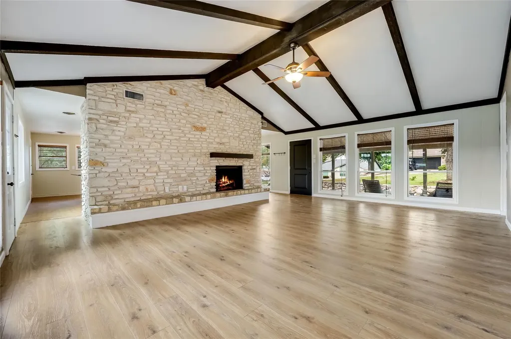 5405 Country Club Drive Lago Vista TX 78645