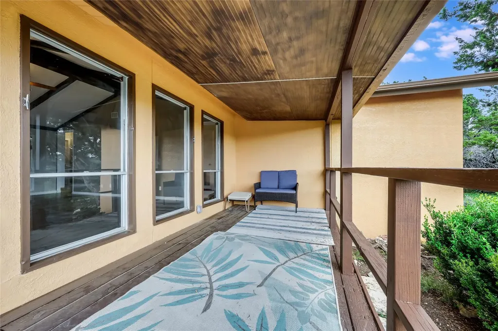 5405 Country Club Drive Lago Vista TX 78645