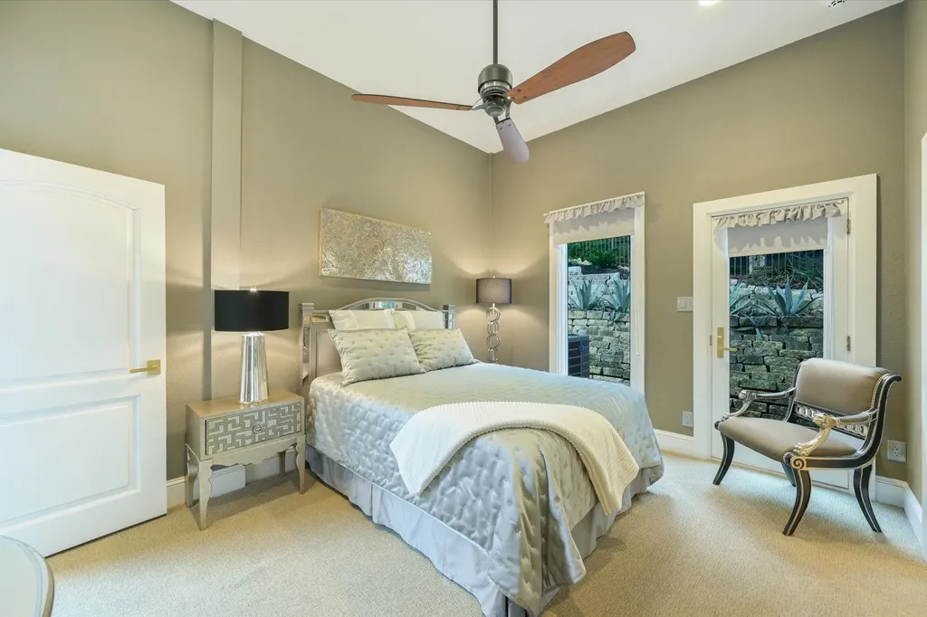 206 Las Lomas Drive West Lake Hills TX 78746