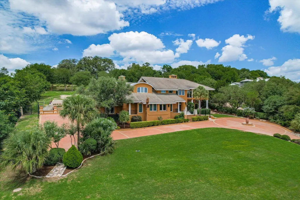 206 Las Lomas Drive West Lake Hills TX 78746