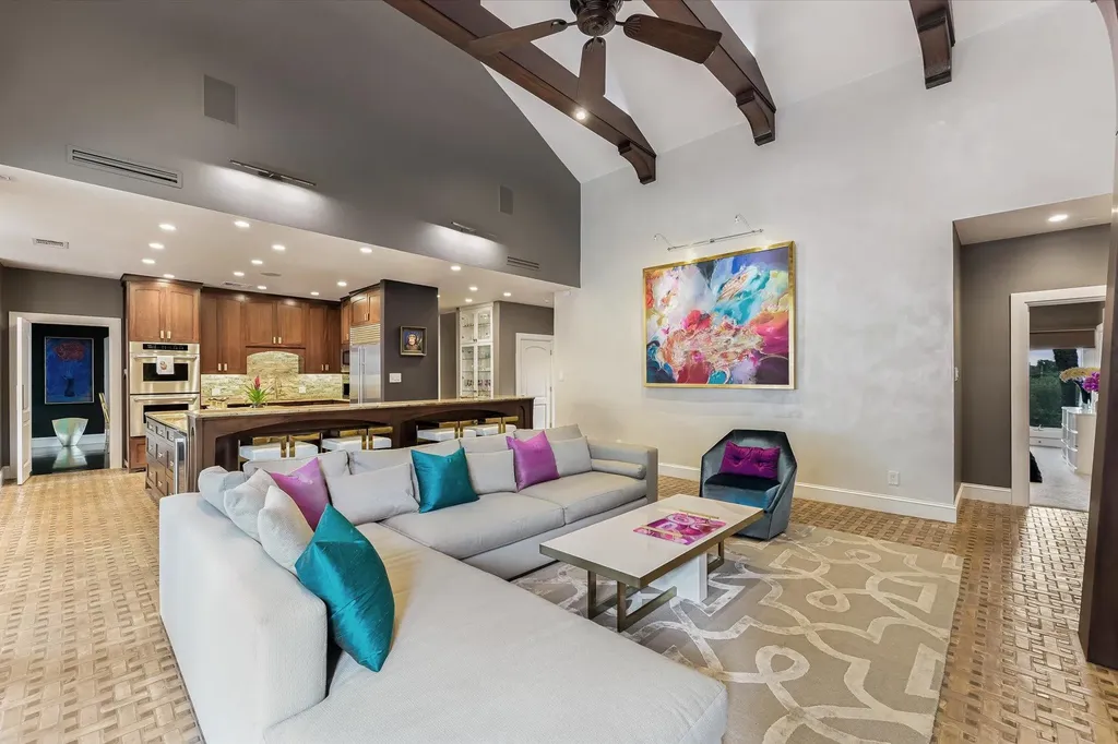 206 Las Lomas Drive West Lake Hills TX 78746
