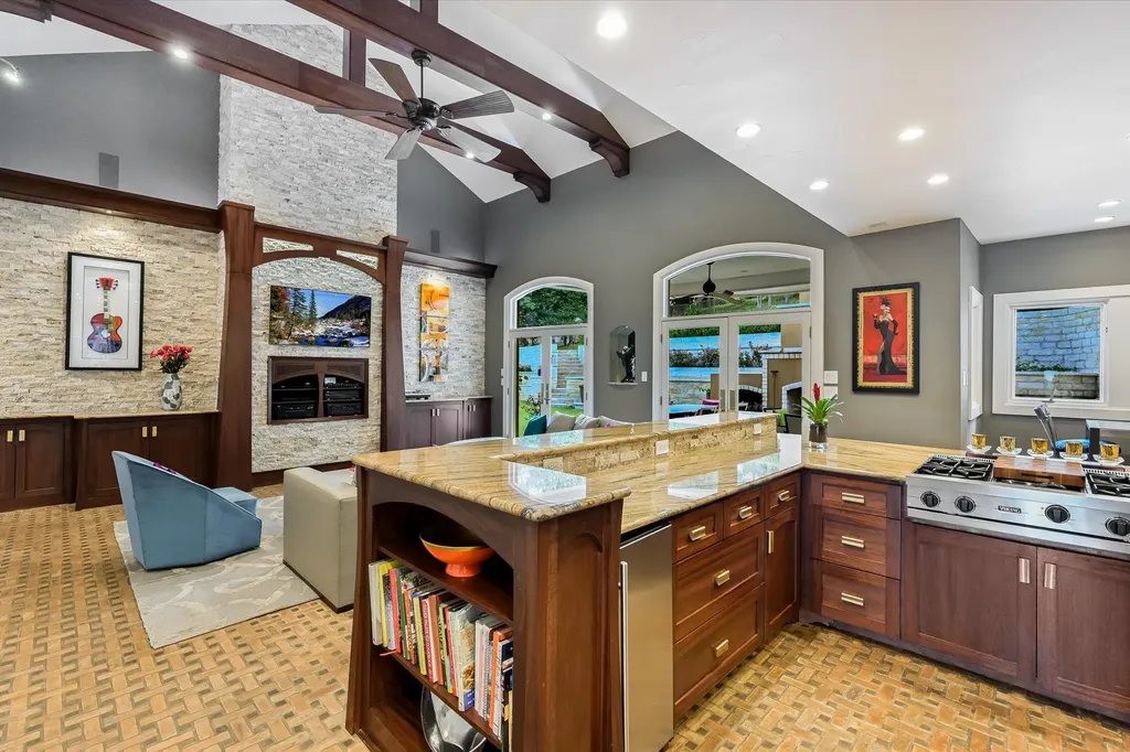 206 Las Lomas Drive West Lake Hills TX 78746