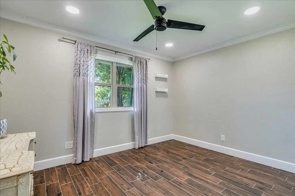 13311 Briar Hollow Drive Austin TX 78729