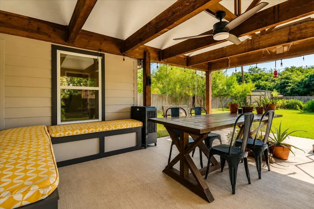 13311 Briar Hollow Drive Austin TX 78729